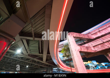 Un viaduc à Siam Square à Bangkok, Thaïlande Banque D'Images