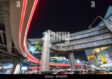 Un viaduc à Siam Square à Bangkok, Thaïlande Banque D'Images
