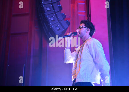 Miami Beach, FL, USA. 28 janvier, 2018. Majid Jordanie effectue sur scène à Fillmore au Jackie Gleason Theater Le 28 janvier 2018 à Miami Beach, Floride. Credit : Mpi10/media/Alamy Punch Live News Banque D'Images