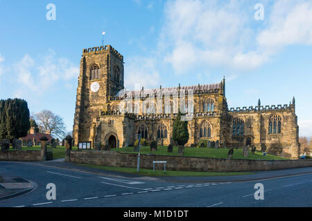 Saint Mary's église gothique médiévale Kirkgate Thirsk North Yorkshire Angleterre UK tour construite 1450 Banque D'Images