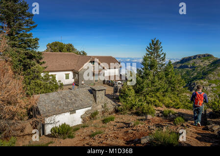 Mountain Lodge at Pico Ruivo, montagnes centrales, Madeira, Portugal, Berghuette suis Pico Ruivo, Zentralgebirge Banque D'Images