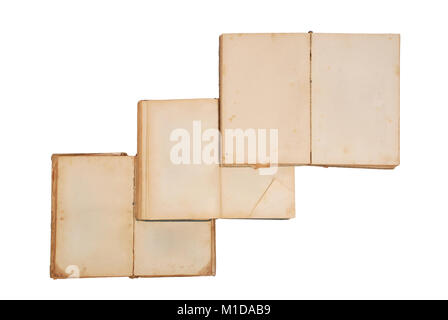 Trois très vieux livre avec deux pages vierges pour votre copie. Isolé sur fond blanc. Banque D'Images