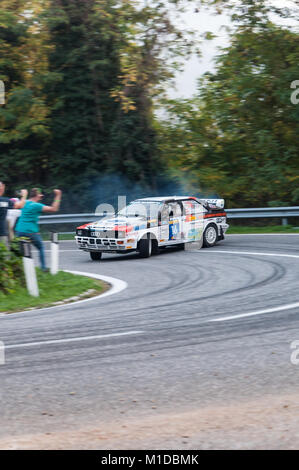 SANMARINO, SANMARINO - OTT 21, 2017 : AUDI quattro en rallye de voitures de course anciennes LA LÉGENDE 2017 la célèbre course historique de Saint-Marin Banque D'Images