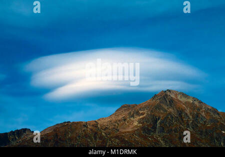 Lenticular clounds ,Mt.Blanc, Chamonix, France Banque D'Images