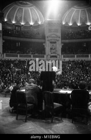 Philippe Gras / Le Pictorium - Mai 68 - 1968 - France / Ile-de-France (région) / Paris - Rassemblement à la Sorbonne, 1968 Banque D'Images