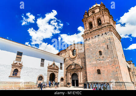 CUSCO, PÉROU - 25 avril 2017 : l'église de Santo Domingo à Cusco, Pérou, montagnes des Andes, l'Amérique du Sud. Banque D'Images