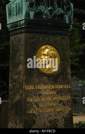 Karl Friedrich Schinkel (1781-1841). Architecte, urbaniste prussien, et peintre. Tombe de Schinkel dans le cimetière de Dorotheenstadt Friedhof. Berlin. L'Allemagne. Banque D'Images