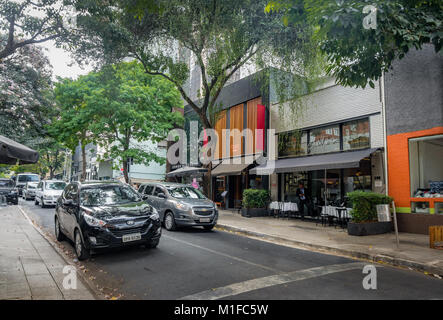 Oscar Freire, une rue commerçante de fantaisie - São Paulo, Brésil Banque D'Images