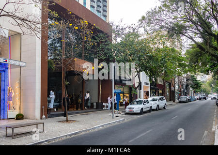 Oscar Freire, une rue commerçante de fantaisie - São Paulo, Brésil Banque D'Images