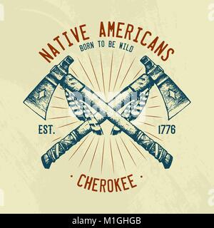 Les traditions indiennes indigènes T-shirt. American National. Le couteau et la hache, outils et instruments. gravés à la main dans de vieux croquis boho. homme de plumes. symbole ethnique pour l'impression, l'étiquette, de l'emblème Illustration de Vecteur