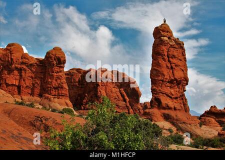 Arches National Park, Utah - terre de belle roche rouge, roche naturelle étonnante sculptures, randonnées, photos, et la mâchoire gouttes ! Banque D'Images