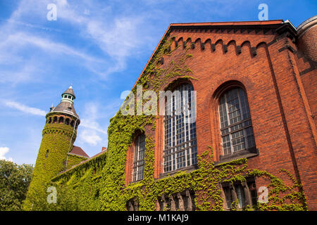 Allemagne, Cologne, l'ancienne centrale électrique à la rue Zugweg dans la partie sud de la ville. Deutschland, Koeln, Das alte E-Werk suis Zugweg dans der Sued Banque D'Images