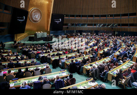 New York, USA. Jan 31, 2018. Photo prise le 31 janvier 2018 montre une vue générale d'une cérémonie marquant la Journée internationale de commémoration en mémoire des victimes de l'Holocauste au siège des Nations Unies à New York. Source : Xinhua/Alamy Live News Banque D'Images