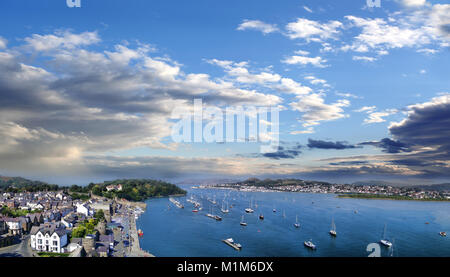 Côte du Pays de Galles avec la baie de Conwy en Royaume-Uni Banque D'Images