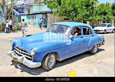 La HAVANE, CUBA, le 11 mai 2009. Une vieille voiture américaine à La Havane, Cuba, le 11 mai 2009. Banque D'Images