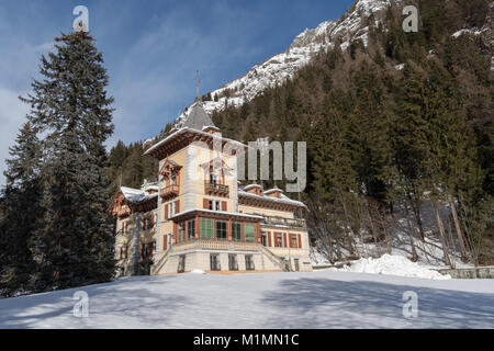 Villa Margherita, xixème siècle, aujourd'hui les bureaux de Gressoney Hôtel de Ville, de la vallée d'aoste, Italie Banque D'Images