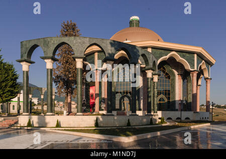 TIRANA, ALBANIE - 7 juillet 2017 : Le siège social de la Communauté Bektashi à Tirana, Albanie Banque D'Images