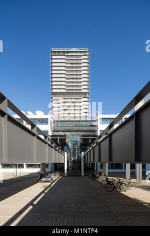 Bonn, Regierungsviertel (Bundesviertel, Parlamentsviertel), 'Schürmann-Bau, Sitz des animatrices ''Deutsche Welle'', dahinter ehemaliges Abgeordnetenhochh Banque D'Images