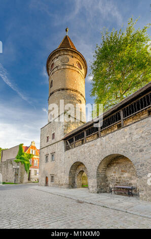 Tour de la gate Luban (13e siècle), de Lwowek Slaski (all. Lowenberg Schlesien), en Basse-silésie. La Pologne, l'Europe. Banque D'Images