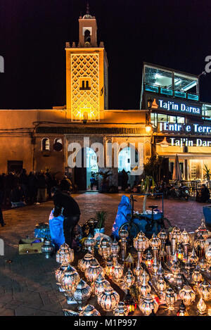 Marrakech,Maroc - Janvier 2018 : marocaine lams vendu à Jamaa el Fna place du marché de nuit. Banque D'Images