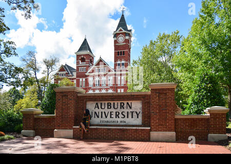 AUBURN, AL -10,20 17 octobre : Auburn University situé à Auburn, Alabama est une université de recherche publique fondée en 1856. Banque D'Images