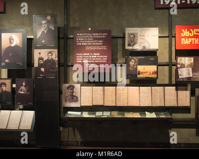 Musée national géorgien dans la capitale Tbilissi il a de nombreuses expositions, Musée de l'occupation soviétique ici Banque D'Images