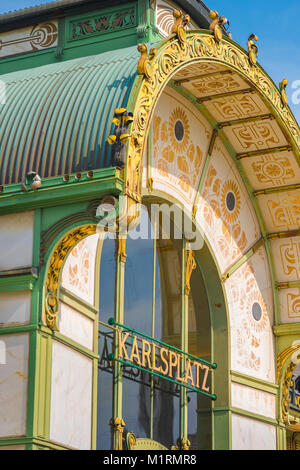 U-bahn Karlsplatz de Vienne, détail de la Karlsplatz u-Bahn station - l'un des meilleurs exemples de l'architecture du mouvement Art nouveau Jugendstil. Banque D'Images