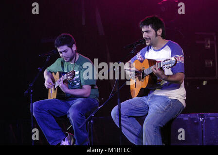 Estopa, les frères José Manuel Muñoz et David Muñoz en concert Banque D'Images