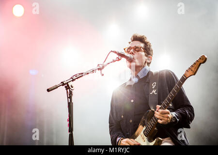 Le chanteur, guitariste et musicien John Mayer effectue un concert live au festival de musique norvégienne Bergenfest 2014. La Norvège, 15/06 2014. Banque D'Images