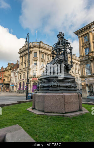 Monument de la reine Victoria, Newcastle upon Tyne, Royaume-Uni Banque D'Images