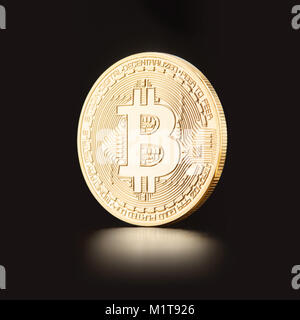 Bitcoin or sur noir, clipping path Banque D'Images