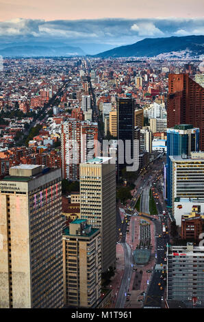 BOGOTA, COLOMBIE - 3 janvier 2015 : une vue de la ville de Bogota à partir du haut de l'édifice Colpatria. Banque D'Images