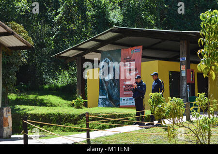 Cortés, COLOMBIE - le 24 janvier 2014 : les gardiens du parc Le parc naturel de Guatavita. Banque D'Images