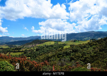 Cortés, COLOMBIE - le 24 janvier 2014 : vue sur les montagnes au parc naturel de Guatavita. Banque D'Images