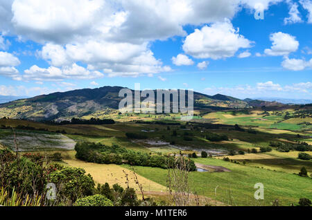 Cortés, COLOMBIE - le 24 janvier 2014 : vue sur les montagnes au parc naturel de Guatavita. Banque D'Images