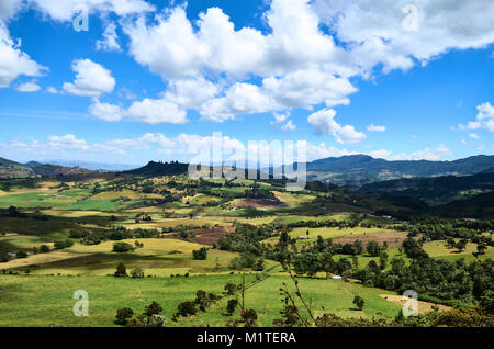 Cortés, COLOMBIE - le 24 janvier 2014 : vue sur les montagnes au parc naturel de Guatavita. Banque D'Images