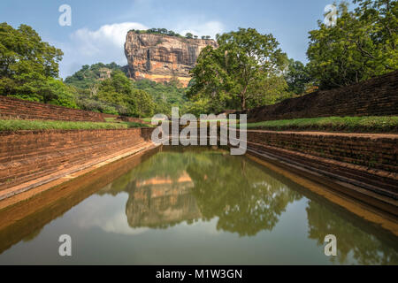 Le Rocher du Lion, Sigiriya, Matale, Province du Centre, au Sri Lanka, en Asie Banque D'Images