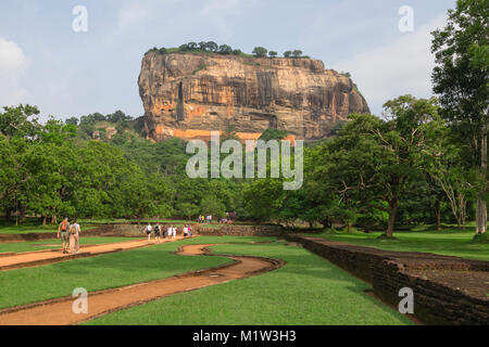 Le Rocher du Lion, Sigiriya, Matale, Province du Centre, au Sri Lanka, en Asie Banque D'Images