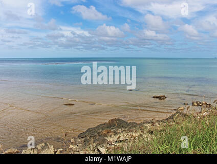 Les eaux côtières raison du moindre Alexandra coralliens s'étendent sur la Grande Barrière de corail dur dans l'extrême nord du Queensland, Australie tropiques Banque D'Images