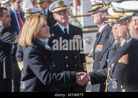 Cadix, Espagne. Vendredi 02 février 2018. Maria Dolores de COSPEDAL durant la visite du navire de formation Juan Sebastian Elcano à San Fernando (Cadix) le vendredi 02 février 2018. Más Información Gtres Crédit : Comuniación sur ligne, S.L./Alamy Live News Banque D'Images