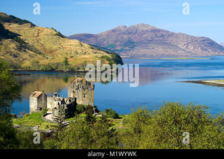 Le Château d'Eilean Donan, Loch Duid, Highlands, Écosse, Royaume-Uni Banque D'Images