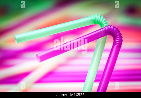 Des pailles en plastique Banque D'Images