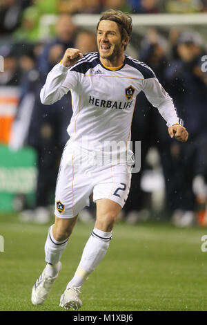 David Beckham du Los Angeles Galaxy célèbre un but contre les Sounders de Seattle à Seattle, Washington Banque D'Images