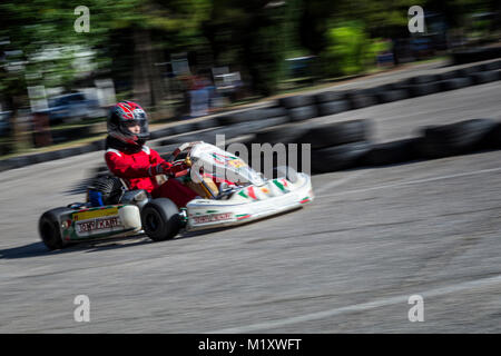 Conducteur en Go Kart course de kart en plein air Banque D'Images