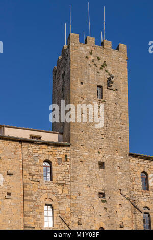 Porcellino Tower et Palais Pretorio dans Volterra, Pise, Toscane, Italie Banque D'Images