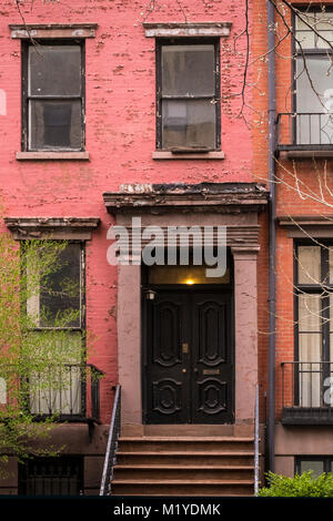 Classic old apartment building à Greenwich Village, New York City Banque D'Images