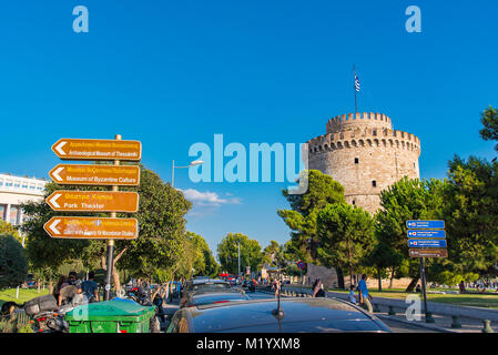 Downton Thessalonique, tour blanche et de la mer Banque D'Images