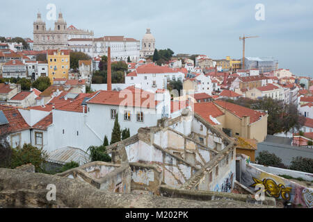 Lisbonne (Portugal) - Vue de l'Alfama de Miradouro de Santa Luzia et Sao Vicente da Fora Banque D'Images