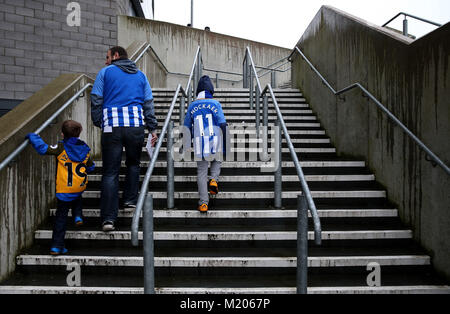 Brighton & Hove Albion fans avant le premier match de championnat au stade AMEX, Brighton. Banque D'Images