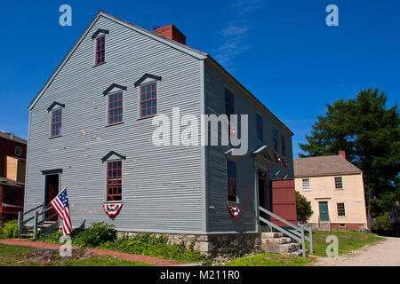 Strawbery Banke Museum, restauration historique de Portsmouth, New Hampshire, Maison Wheelright (bluegray) Jefferson Street, Banque D'Images